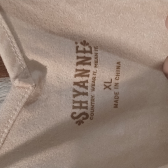 Tank bundle. NWOT - Picture 6 of 13